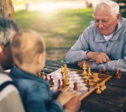 seniors-playing-chess-benefits